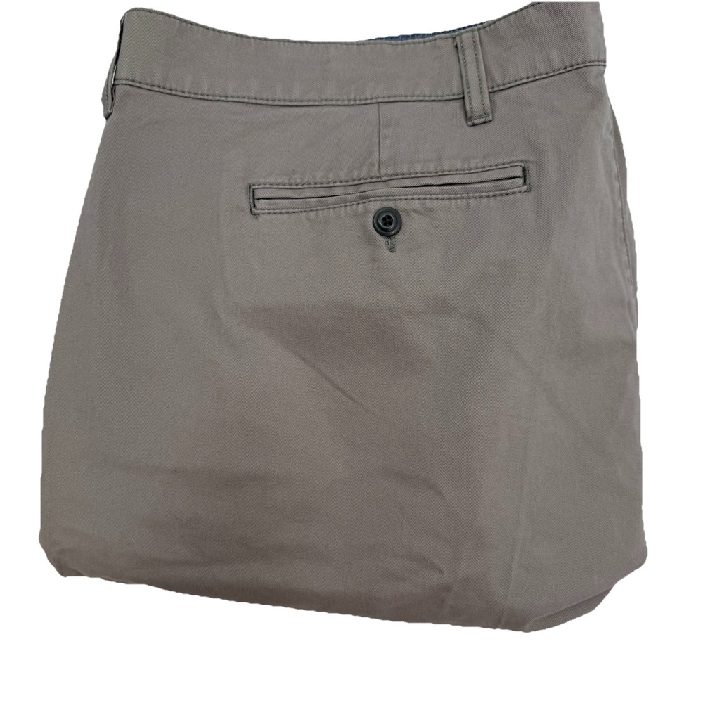 LL Bean‎ Standard Fit Beige Chino Khaki Shorts Mens Size 44 Style 503788